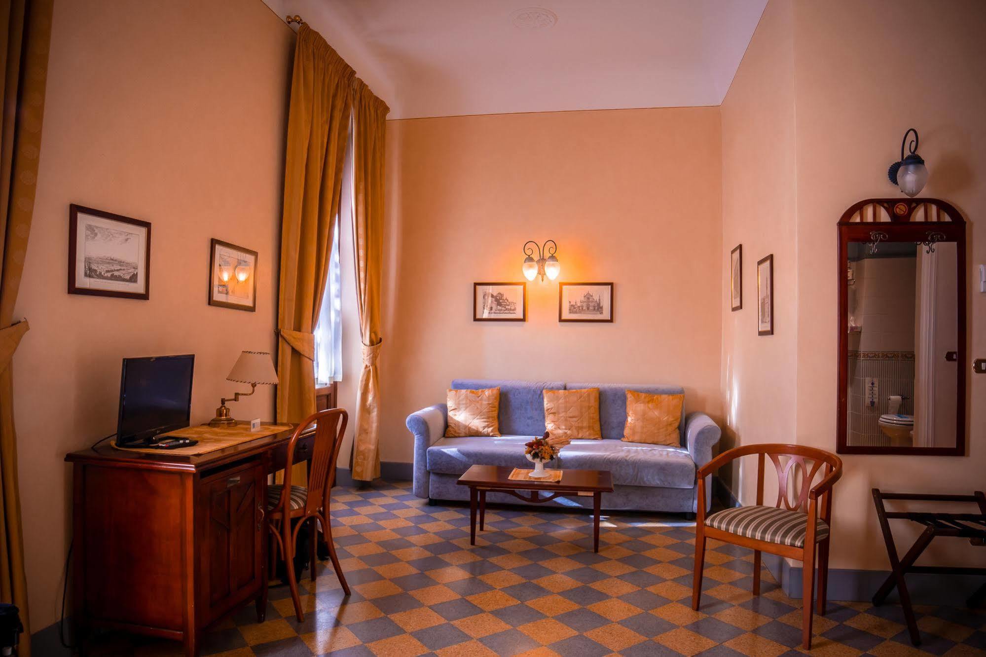 Hotel Della Robbia Florence Exterior photo